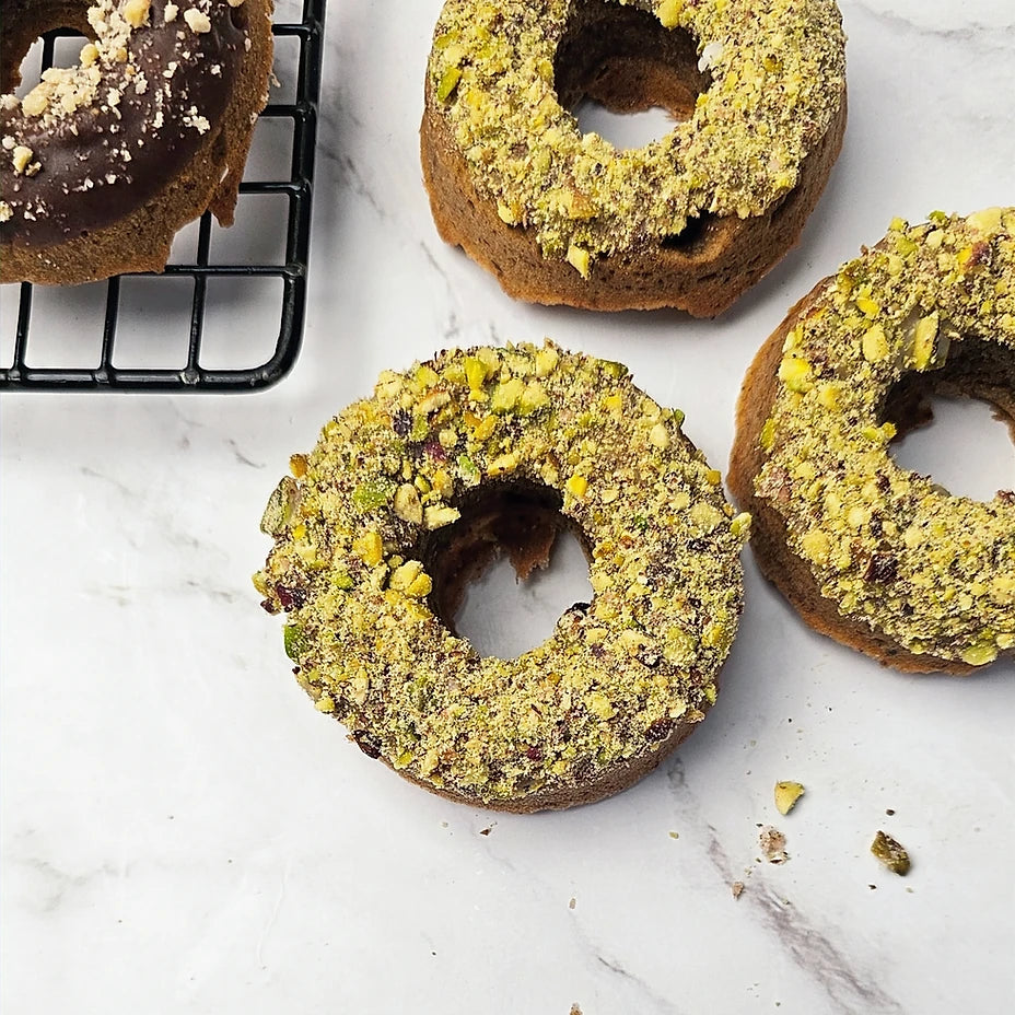 Vanilla Pistachio Donuts (Pack of 6)