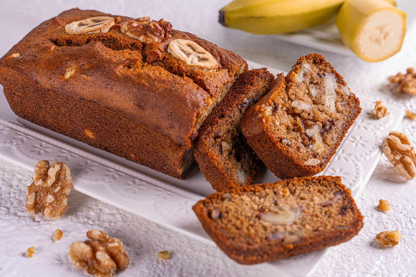 Banana and Walnut Cake (450 grams )