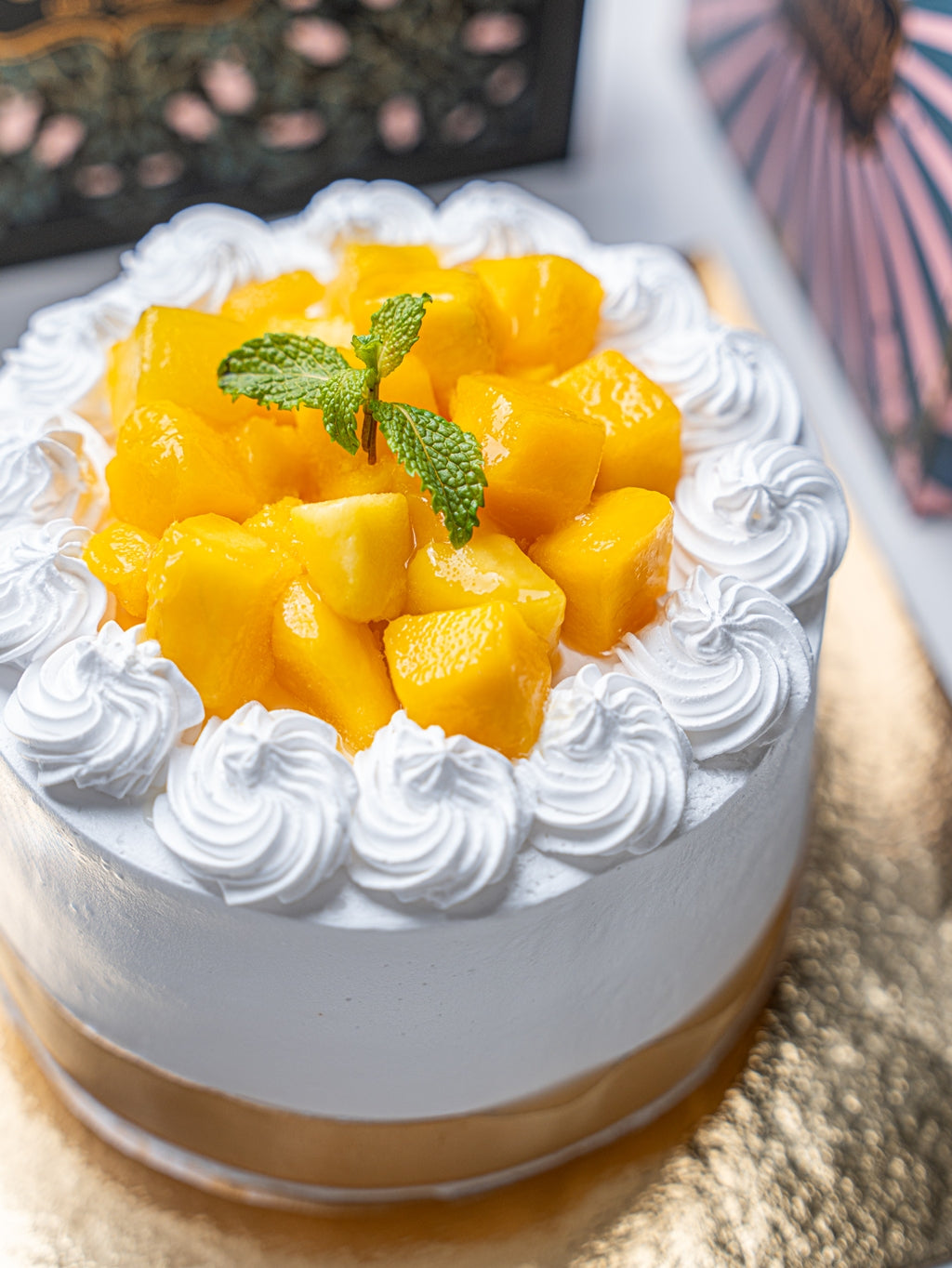 Vanilla Mango Cake